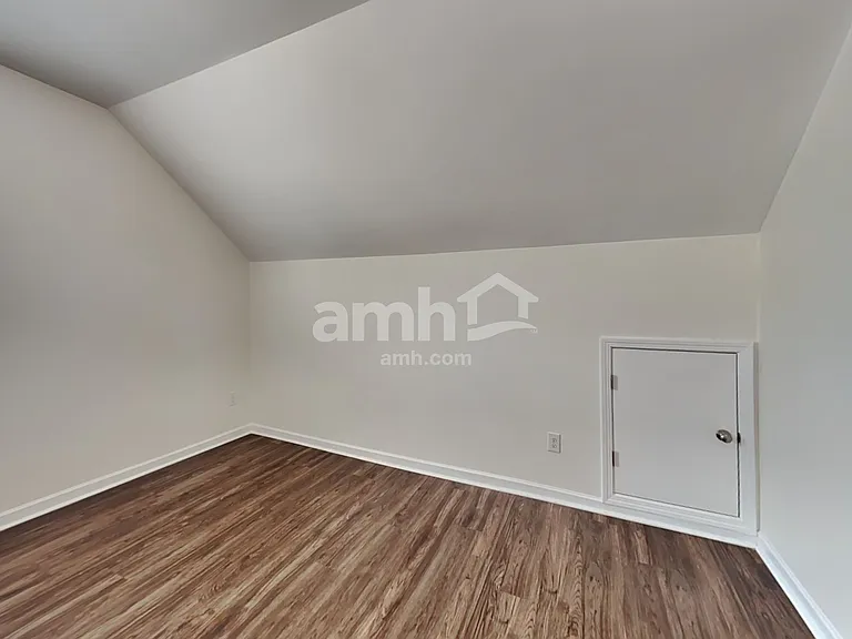 304 San Anselmo St — Photo 20