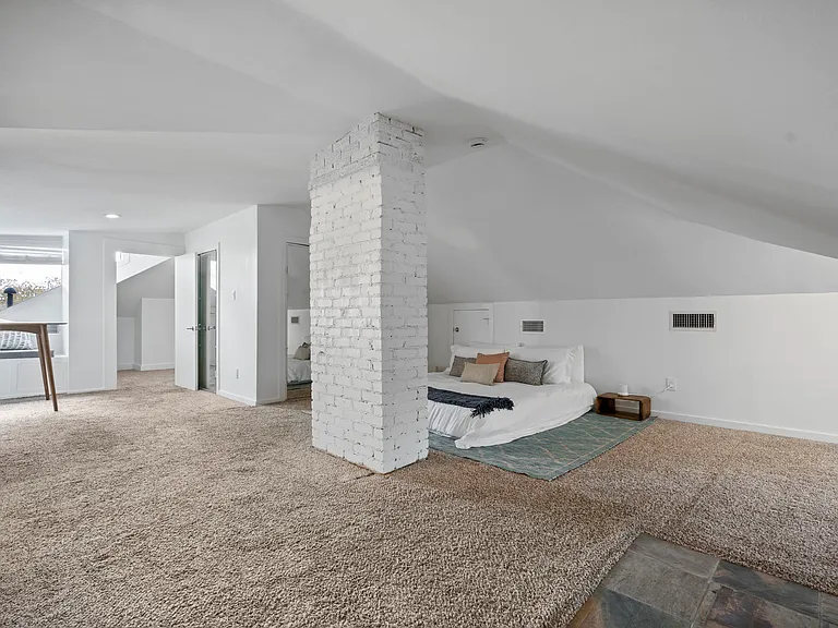 5800 Oram St #5800 — Photo 39