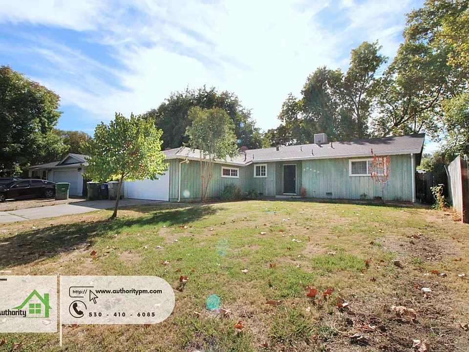 6482 Leonard Dr