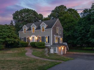 47 Alewife Ln, Weymouth, MA 02189