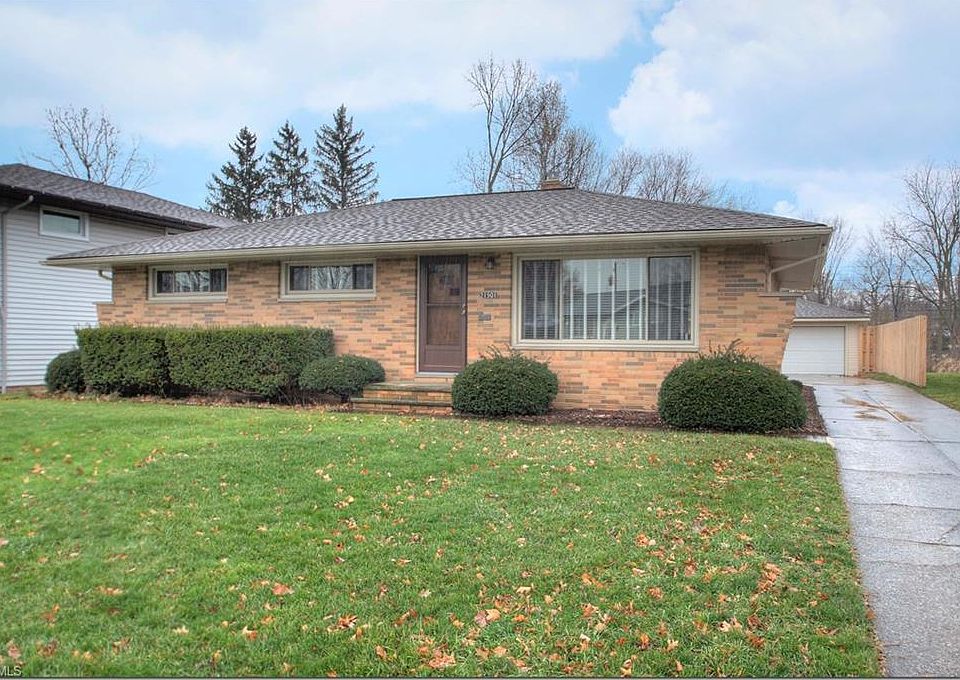 1st image of 21901 Marian Cir