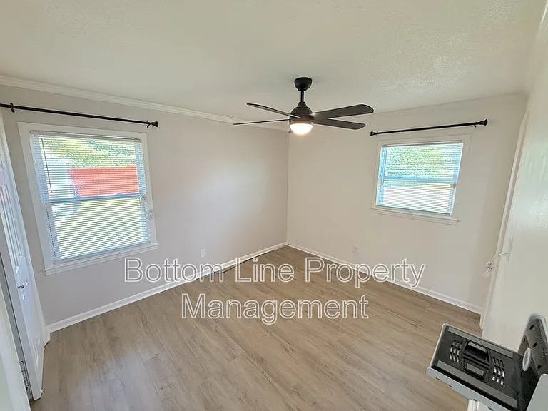 749 Shannon Bradley Rd — Photo 13