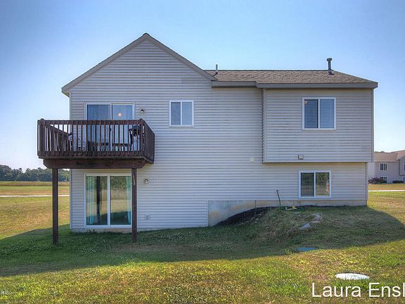 4th image of 4951 Whitefish Woods Dr
