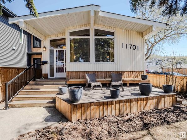 11701 91st St NW, Edmonton, AB T5B 4B2