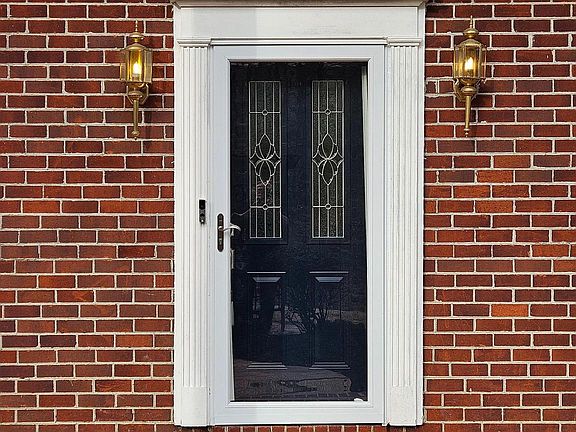 5th image of 11451 Oakhurst Ln