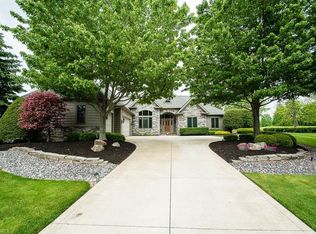 3750 Weymouth Woods Dr, Medina, OH 44256