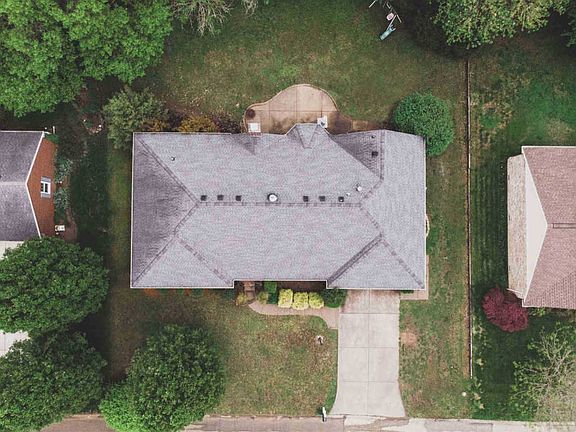 3rd image of 4966 Tippecanoe Dr