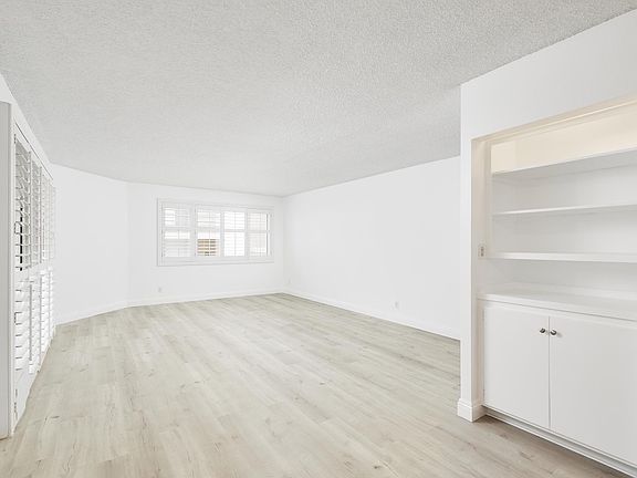 2nd image of 1028 7th St APT 104