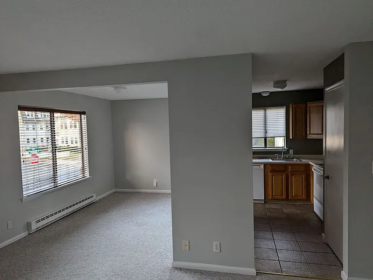 3 Burr St #C — Photo 1