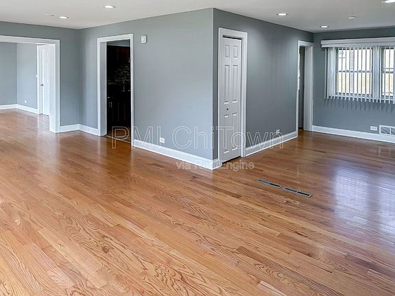 5th image of 1409 E Lincoln Ave