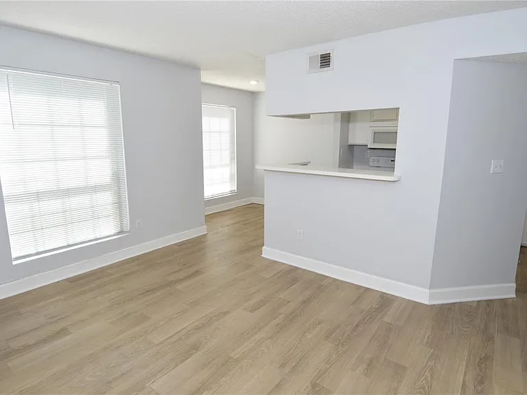 8758 Mallard Reserve Dr #101 — Photo 13