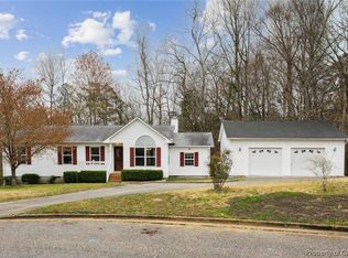 6753 Cox Ave, Gloucester, VA 23061