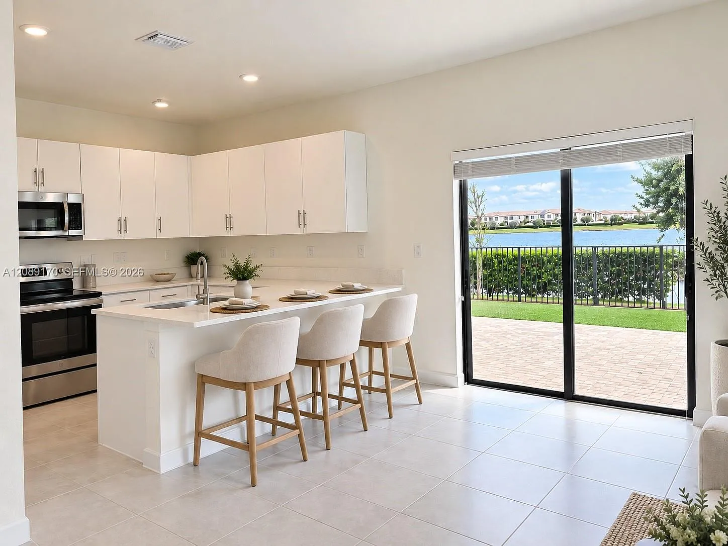 Aquabella North — Photo 1
