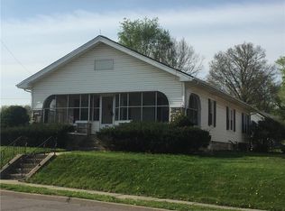 317 W Lexington St, Richmond, MO 64085