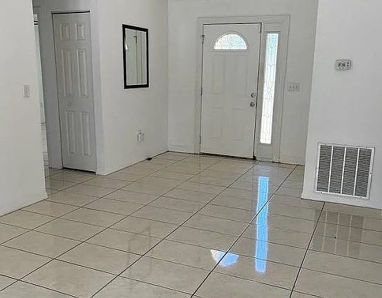 2nd image of 4567 Barton Dr