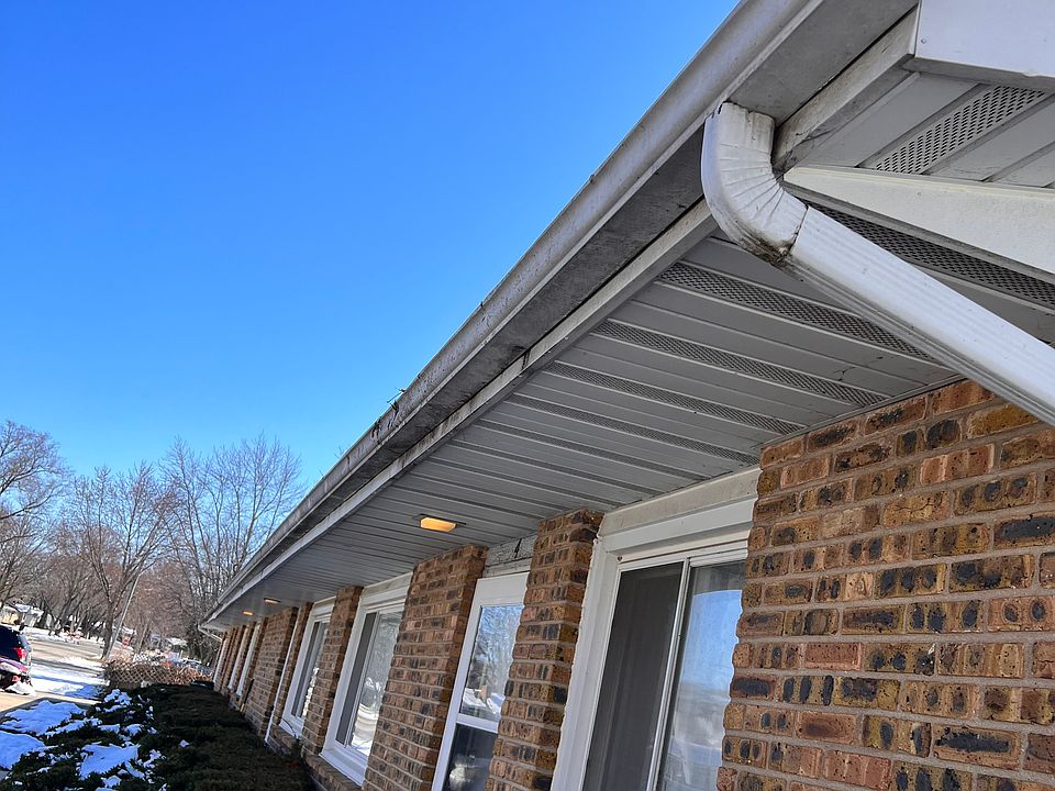 1st image of 7810 Eastmont Ave #4