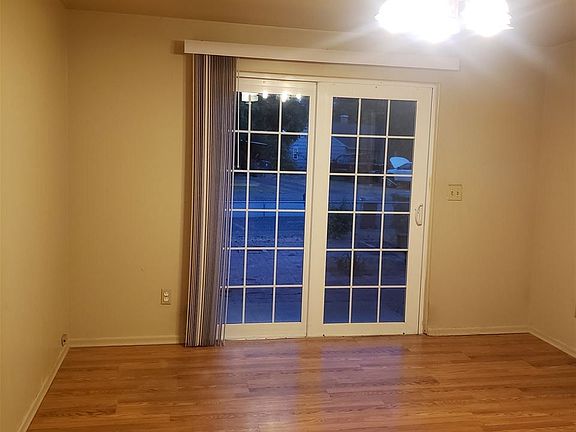 4th image of 5607 N Milton St