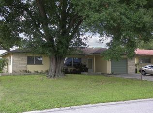 2112 Scotland Dr, Clearwater, FL 33763