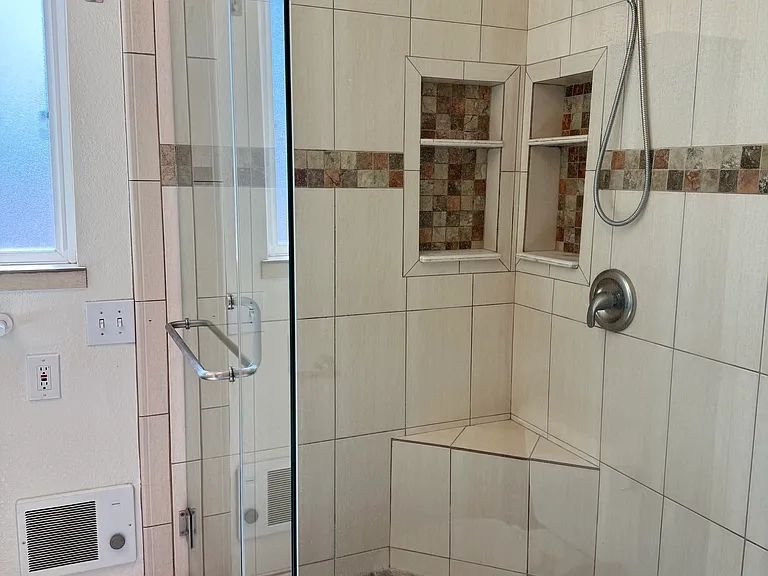 6205 Gentry Ave — Photo 20