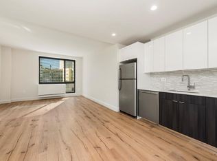 2521 43rd Ave APT 306, Long Island City, NY 11101