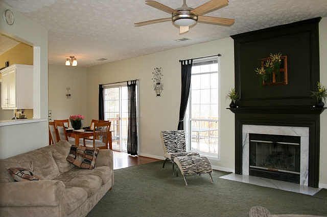 2nd image of 2043 Crestview Way