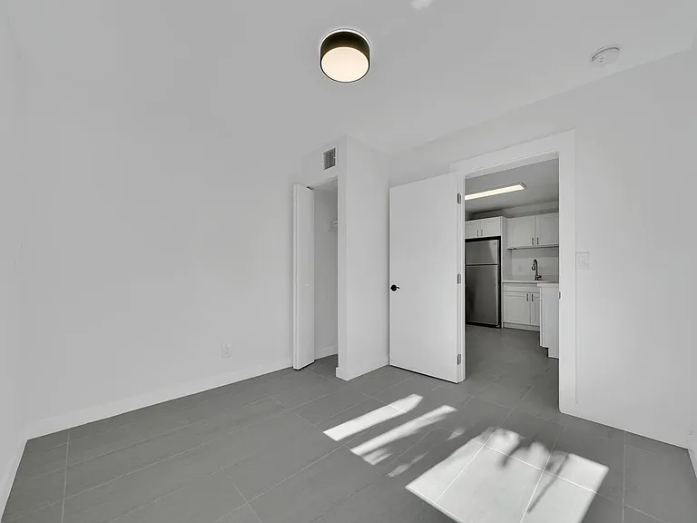 1108 NE 16th St #1106 — Photo 25
