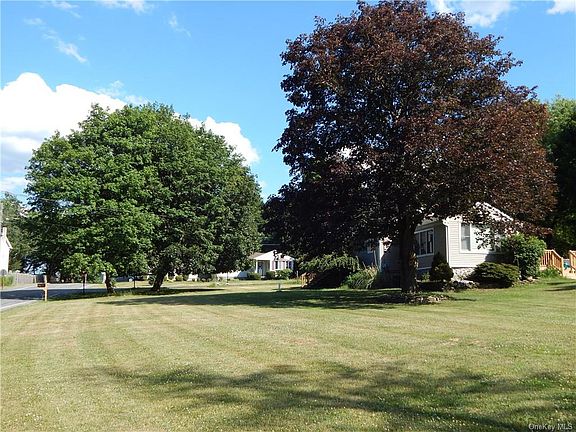 2nd image of 223 Orchard Dr