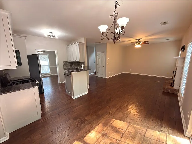 5706 Amberside Ln — Photo 15