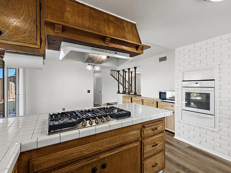 629 S Vicki Ln — Photo 11