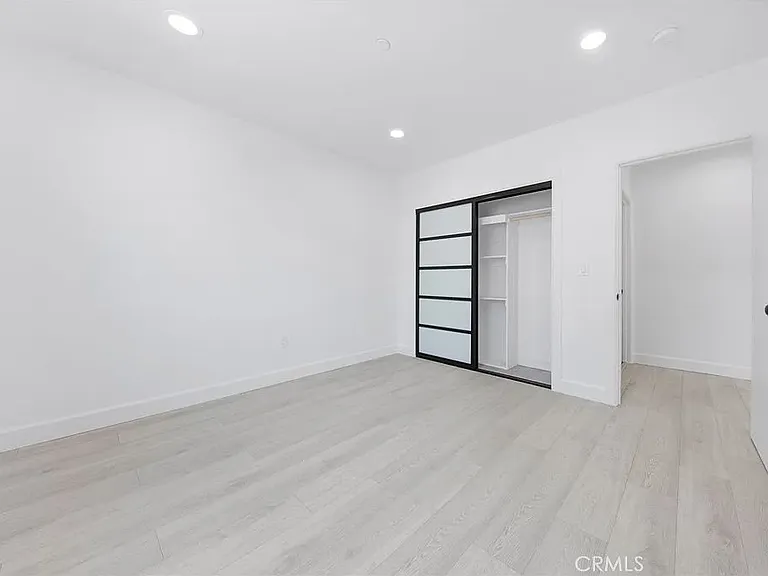 3416 11th Ave — Photo 8
