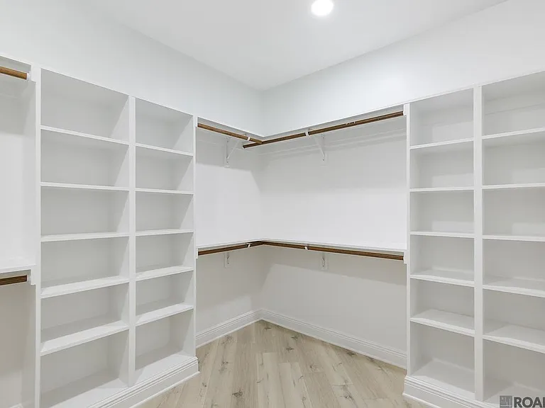 9536 Avis Ave — Photo 11
