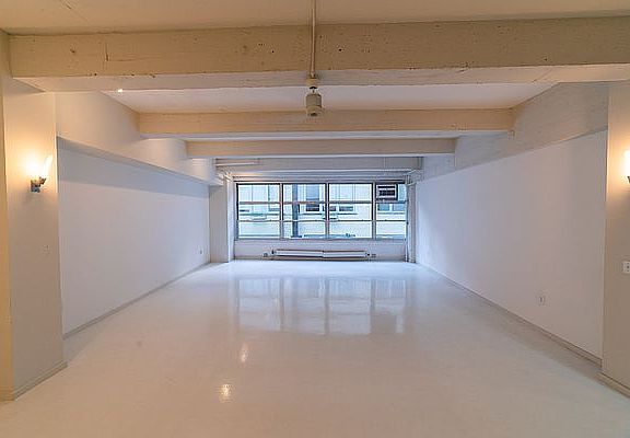 3rd image of 80 Nassau St APT 402
