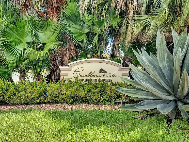 815 W Boynton Beach Blvd #6104 — Photo 1