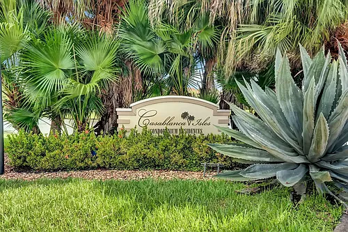 815 W Boynton Beach Blvd Photo 1