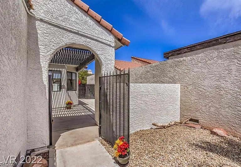 7716 Sparkle Ave — Photo 3