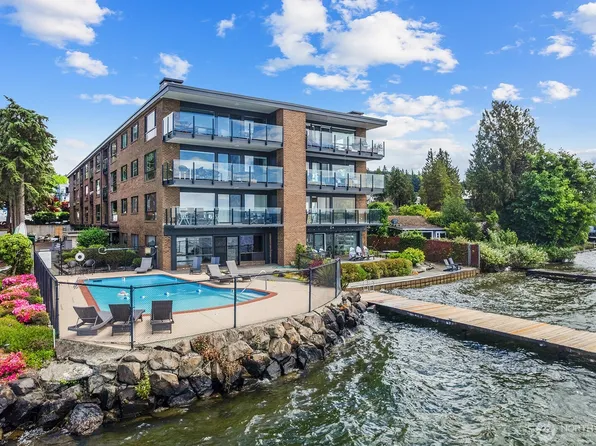 6225 Lake Washington Boulevard NE #402, Kirkland, WA 98033