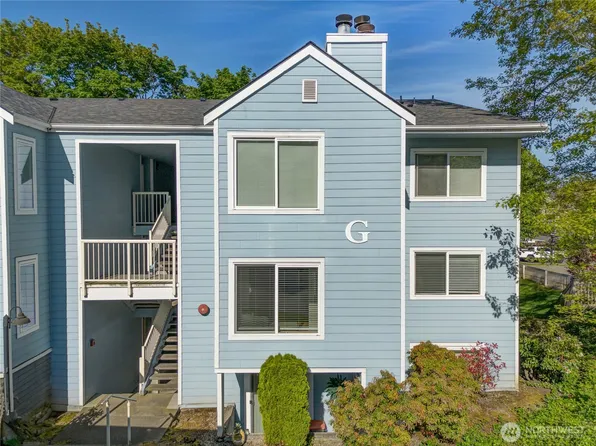 975 Aberdeen Avenue NE #G204, Renton, WA 98056