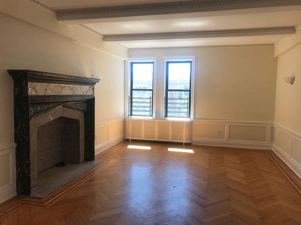 50 Glenwood Ave APT 805