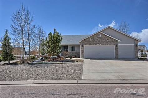 Immaculate Ranch Style Home on Approx. 1/2 Acre