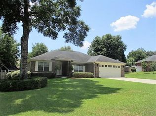 5967 Meadow Land Ct, Milton, FL 32570