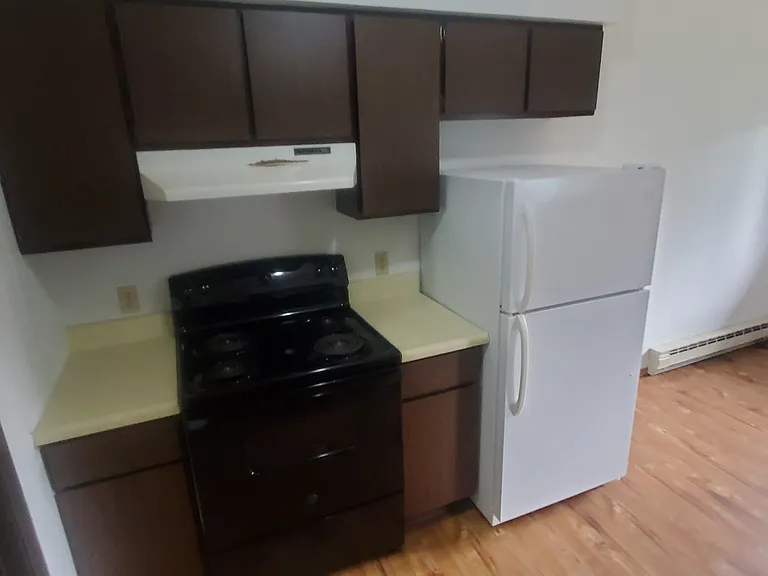 1749 Bainbridge St #1 — Photo 8