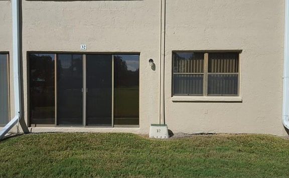 2nd image of 5080 Locust St NE APT 132