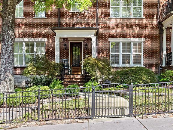 2nd image of 224 Cherry St