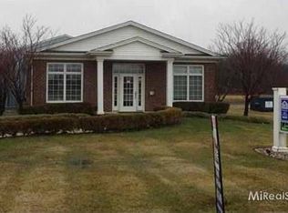 1100 Degurse Ave, Marine City, MI 48039