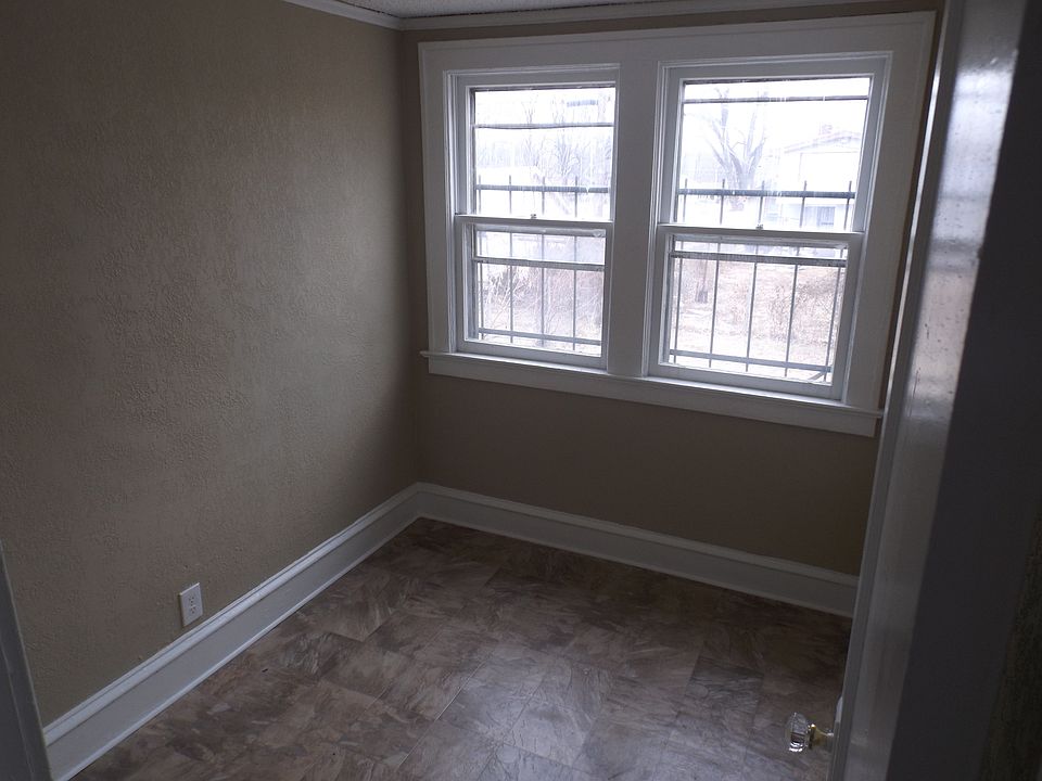 1st image of 4005 College Ave