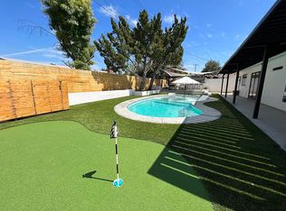 6142 Manton Ave, Woodland Hills, CA 91367