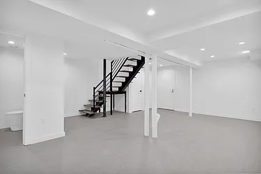 Rented by Flatiron Real Estate Advisors LLC