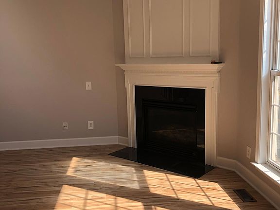5th image of 2509 Bronze Stone Pl