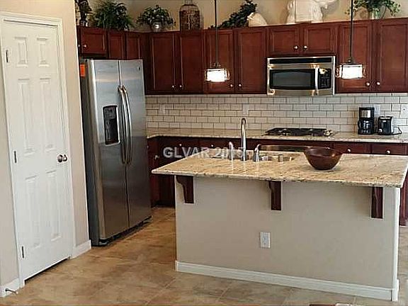 3rd image of 7464 Santo Domingo Ave