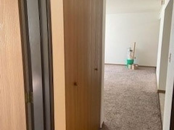 5th image of 3435 S 10th St #8